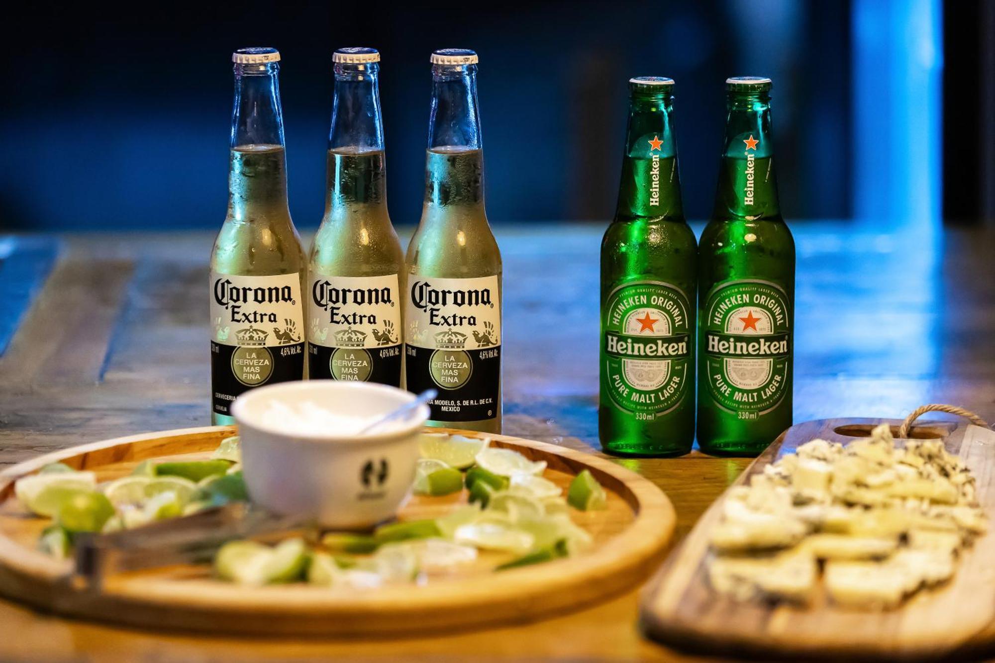 Hotel Golden Park All Inclusive Pocos De Caldas By Nacional Inn エクステリア 写真 Corona and Heineken