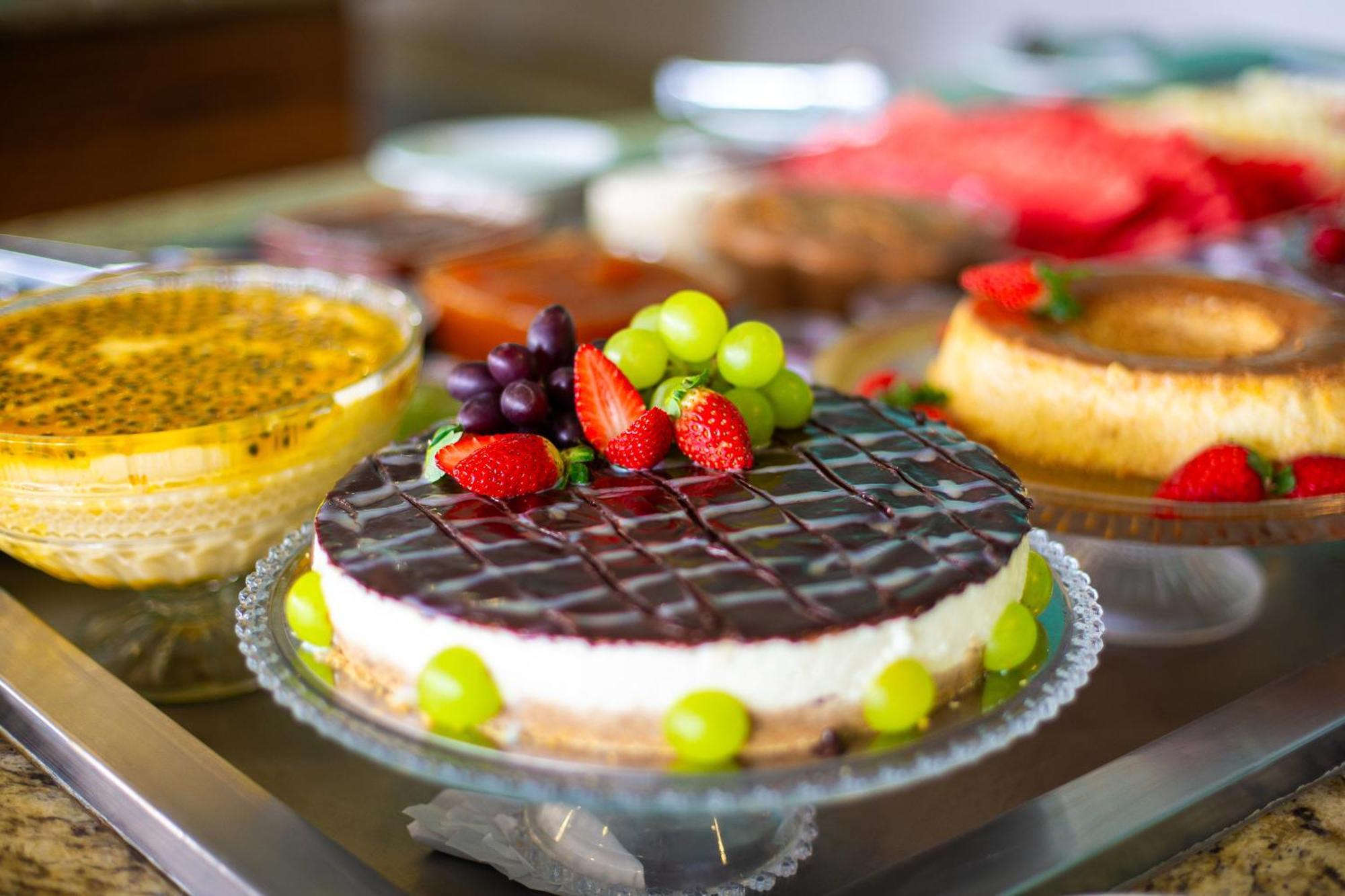 Hotel Golden Park All Inclusive Pocos De Caldas By Nacional Inn エクステリア 写真 A fruit tart