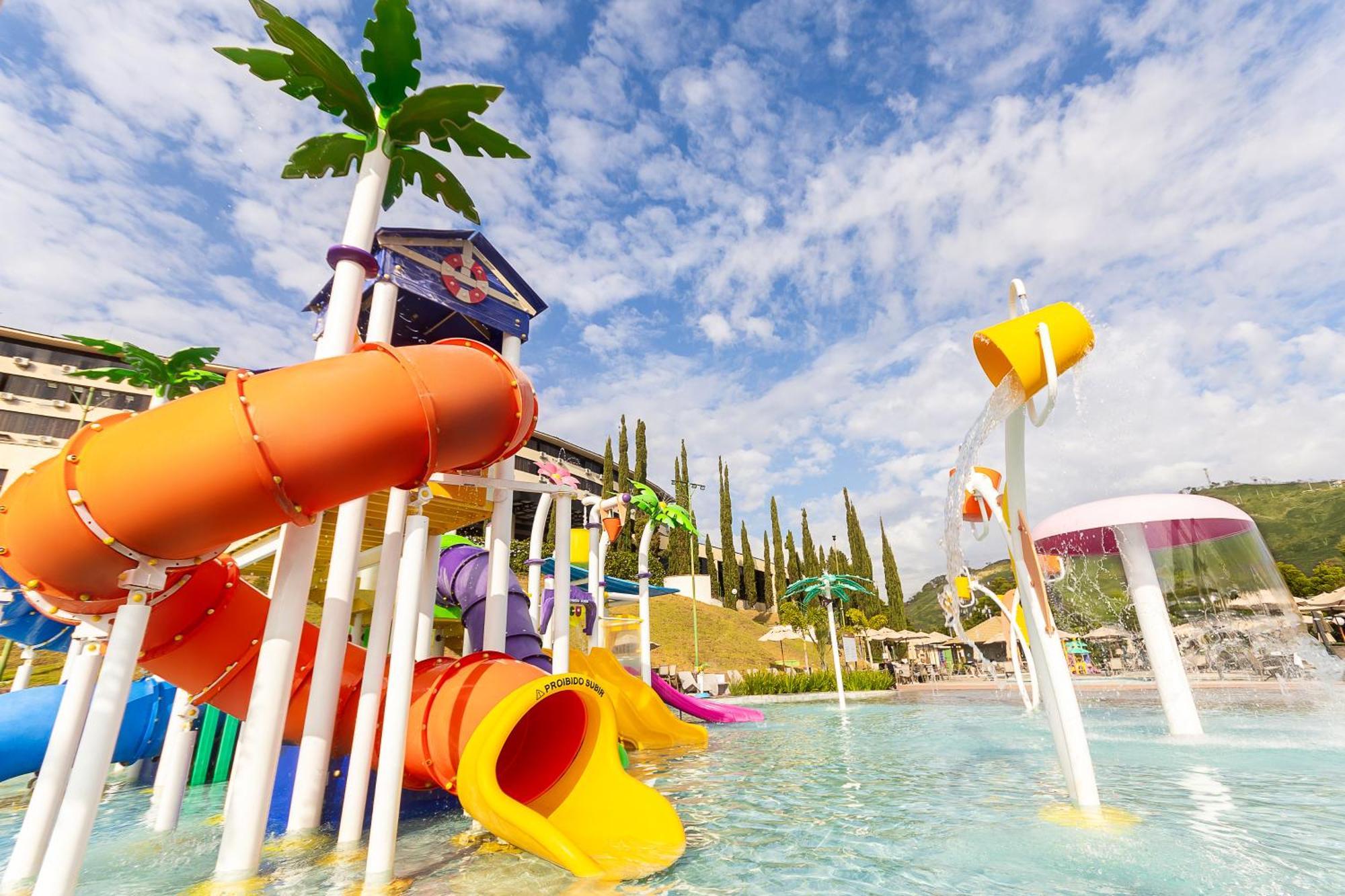 Hotel Golden Park All Inclusive Pocos De Caldas By Nacional Inn エクステリア 写真 The water park